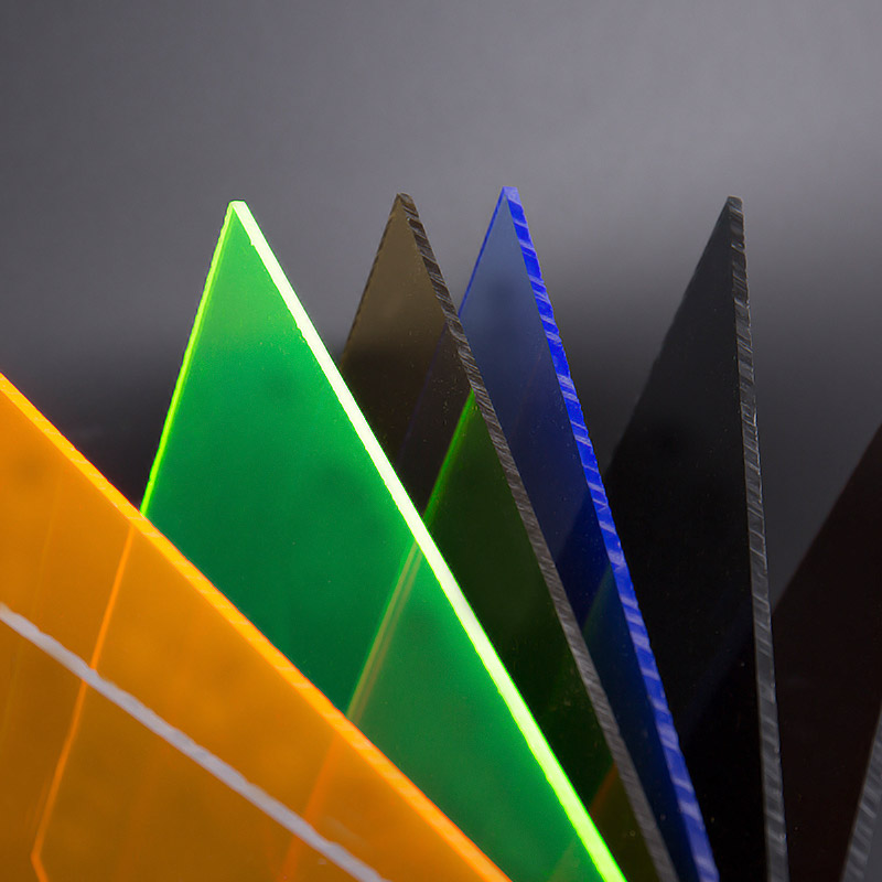 Farebný akrylový list